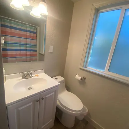 Cute Entire Small House With Large Yard! Pets Welcome! West Valley City Exterior photo